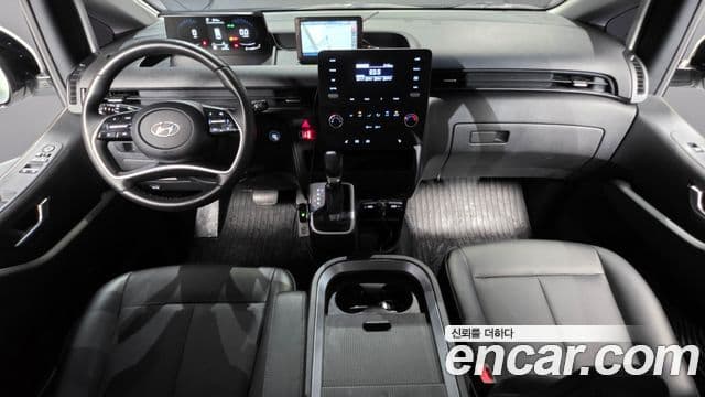 Hyundai Staria 2022 — ფოტო 7/20