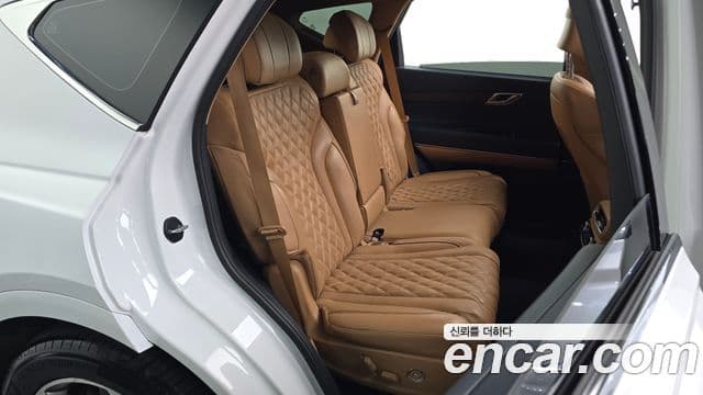 Genesis GV80 2021 — ფოტო 12/20