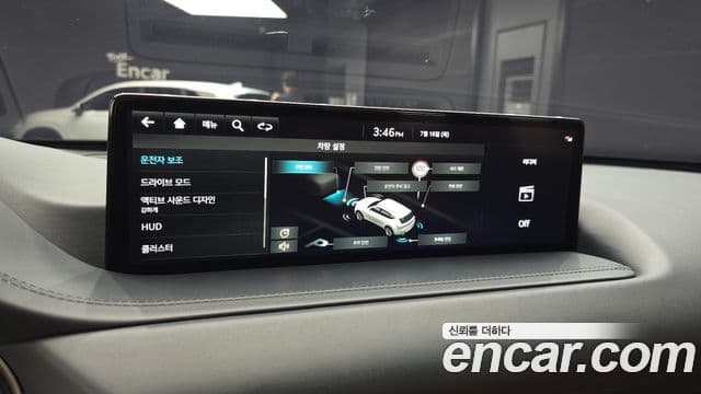 Genesis GV80 2021 — Photo 27/40