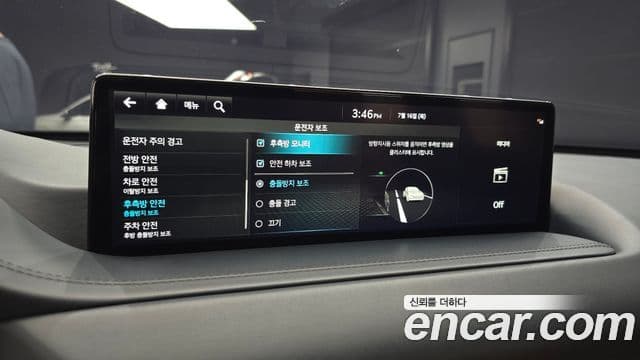 Genesis GV80 2021 — Photo 16/40