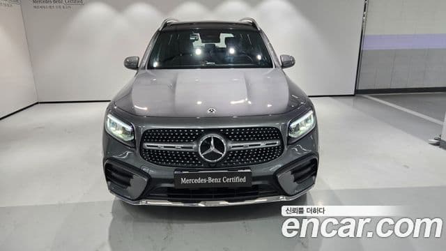 Mercedes-Benz GLB-Class 2025 — фото 6 из 20