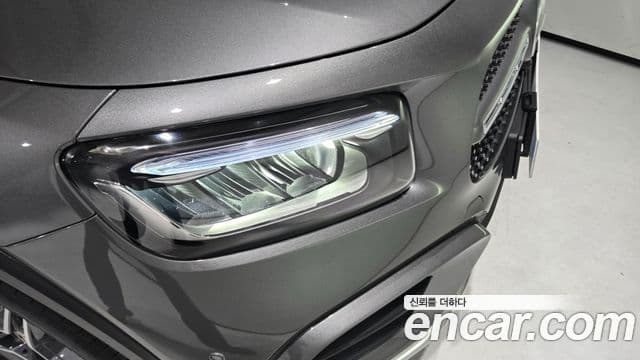 Mercedes-Benz GLB-Class 2025 — фото 12 из 20