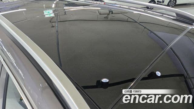 Mercedes-Benz GLB-Class 2025 — фото 14 из 20