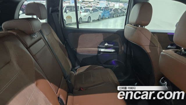 Mercedes-Benz GLB-Class 2025 — фото 20 из 20