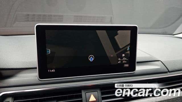 Audi A4 2018 — ფოტო 16/20