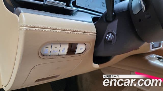 Genesis G90 2022 — Şəkil 13/20