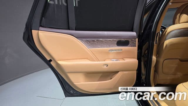 Genesis G90 2022 — Photo 30/34