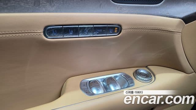 Genesis G90 2022 — Photo 24/34