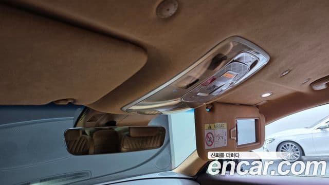 Genesis G90 2022 — Photo 25/34