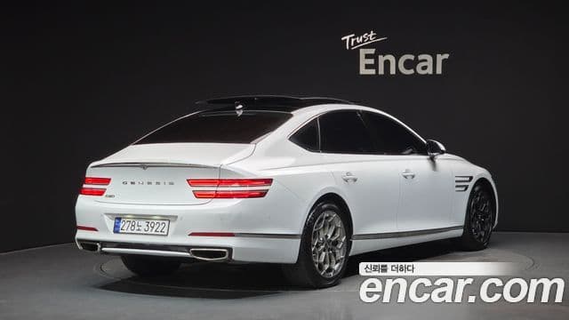 Genesis Electrified G80 2023 — ფოტო 2/20