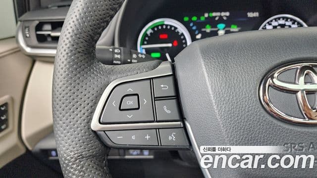 Toyota Sienna 2022 — Фото 16/20