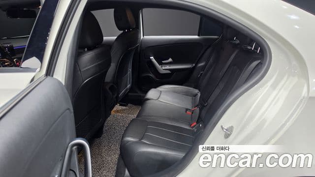 Mercedes-Benz A-Class 2021 — Photo 5/30