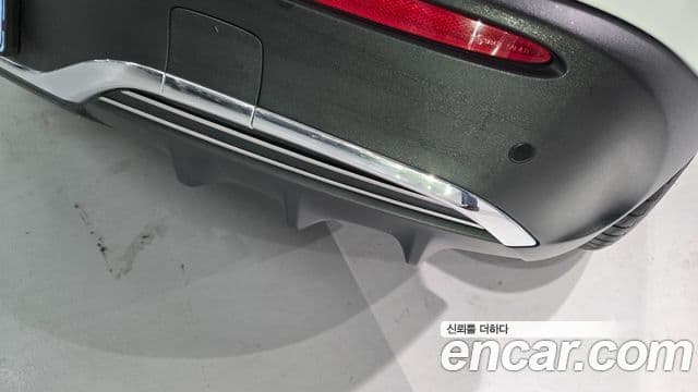 Mercedes-Benz EQB 2025 — ფოტო 19/20