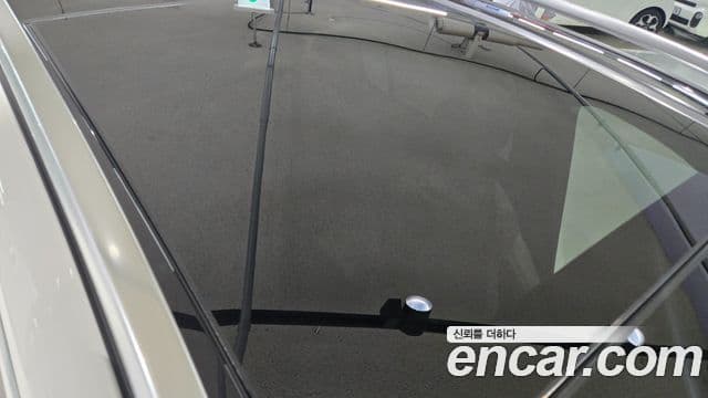 Mercedes-Benz EQB 2025 — ფოტო 2/20