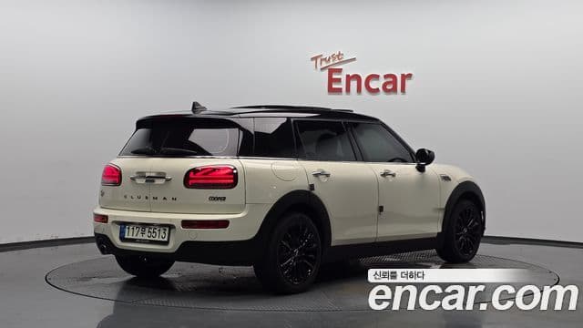 Mini Cooper Clubman 2021 — ფოტო 2/20