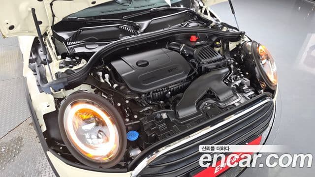 Mini Cooper Clubman 2021 — фото 6 из 20