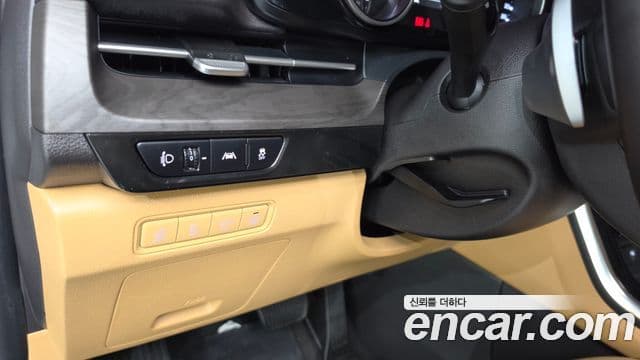 Kia Carnival 2023 — Şəkil 14/20