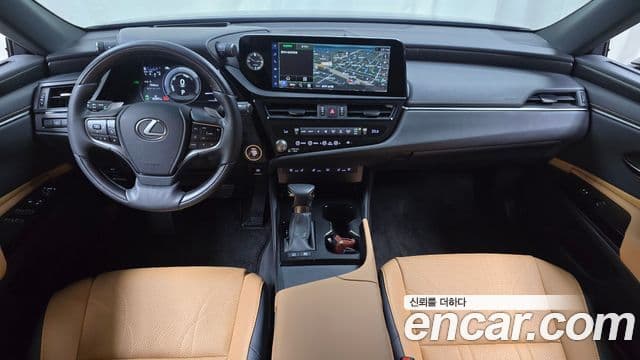Lexus ES300h 2023 — фото 7 из 20