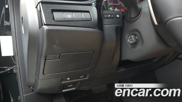Lexus ES300h 2023 — Şəkil 20/20