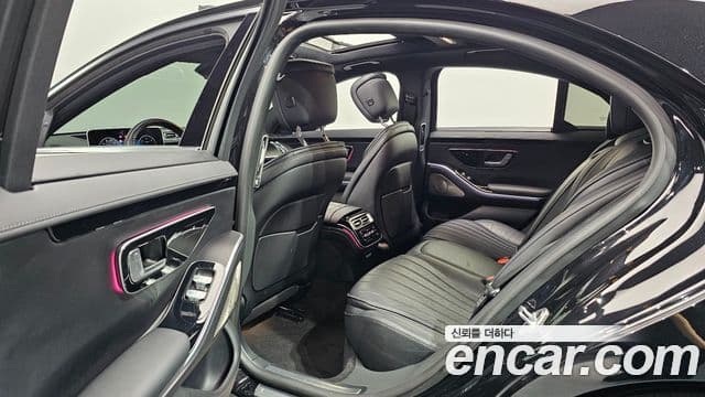 Mercedes-Benz S-Class 2023 — ფოტო 11/20
