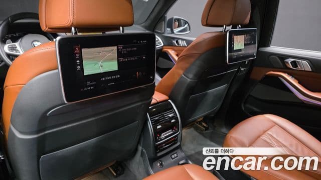BMW X7 2022 — ფოტო 12/20