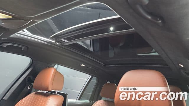 BMW X7 2022 — ფოტო 17/20