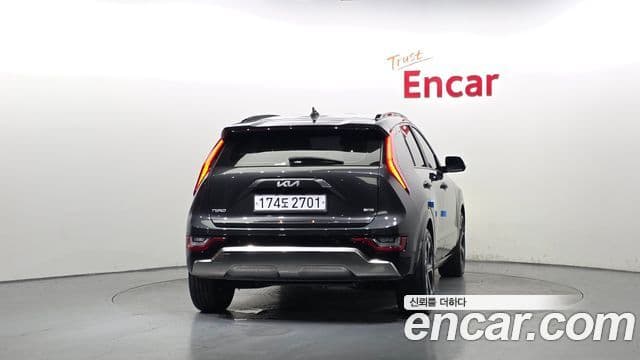 Kia Niro 2023 — Şəkil 4/20