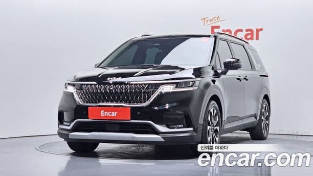 Kia Carnival 2023 — Фото 1/20