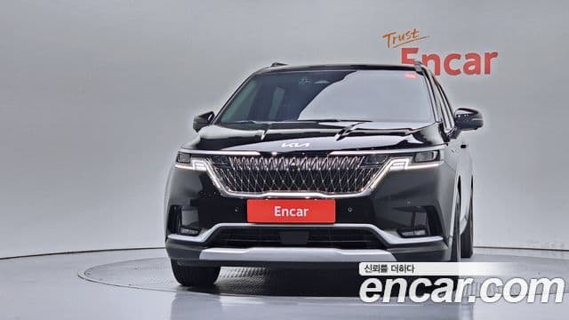 Kia Carnival 2023 — Фото 3/20