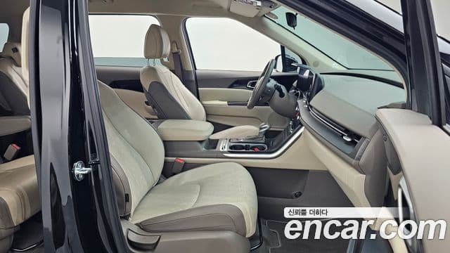 Kia Carnival 2023 — Фото 11/20