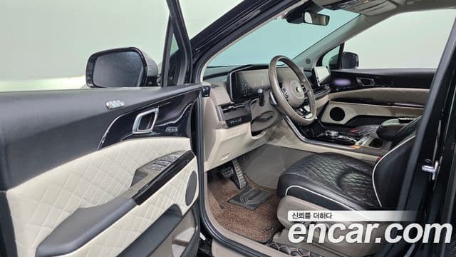 Kia Carnival 2021 — ფოტო 9/20