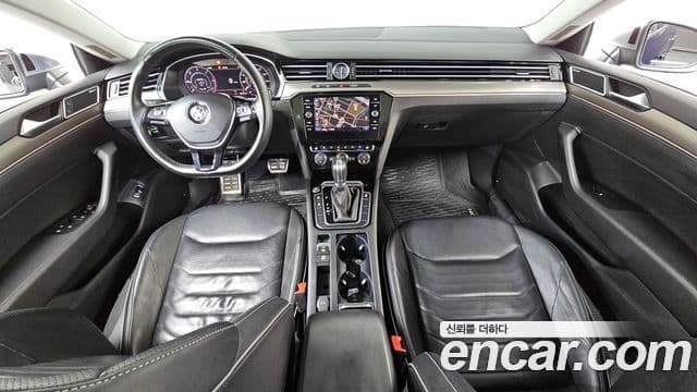 Volkswagen Arteon 2019 — ფოტო 7/20