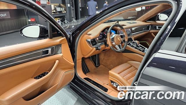 Porsche Panamera 2020 — Photo 27/34