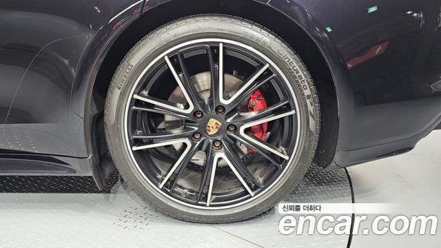 Porsche Panamera 2020 — Photo 32/34