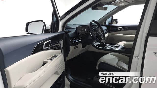 Kia Carnival 2024 — ფოტო 10/20
