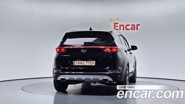 Kia Sportage The Bold 2021 — ფოტო 4/20
