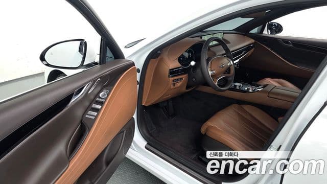 Genesis G80 2023 — Şəkil 32/35
