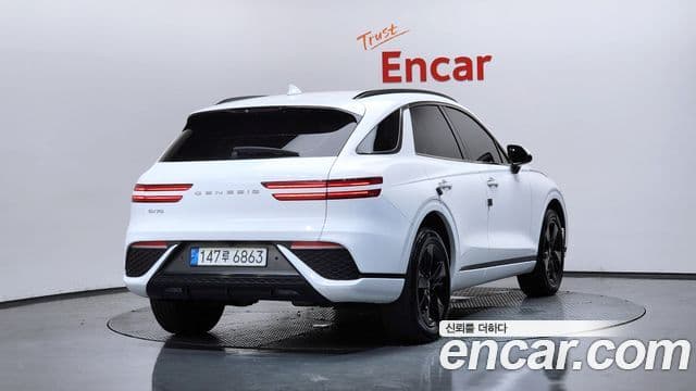 Genesis GV70 2022 — ფოტო 2/20