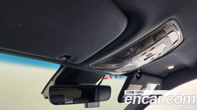 Genesis GV70 2022 — ფოტო 20/20