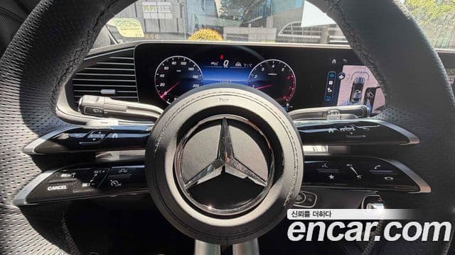 Mercedes-Benz GLE-Class 2025 — Фото 17/20
