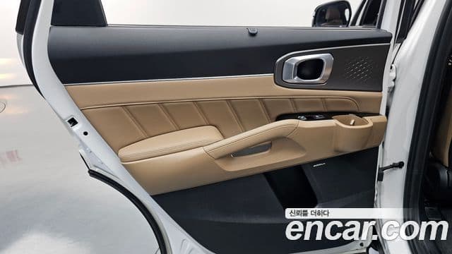 Kia Sorento 2024 — Photo 21/39