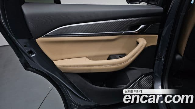 Renault Samsung Grand Koleos 2025 — Photo 24/39