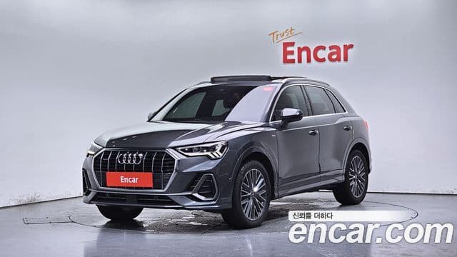 Audi Q3 2022 — ფოტო 1/20