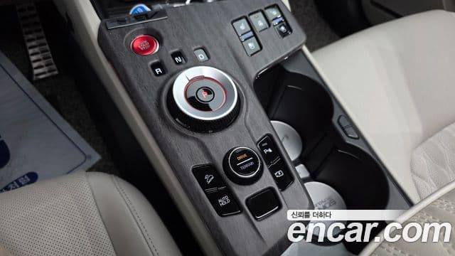Kia Sportage 2023 — Фото 9/20