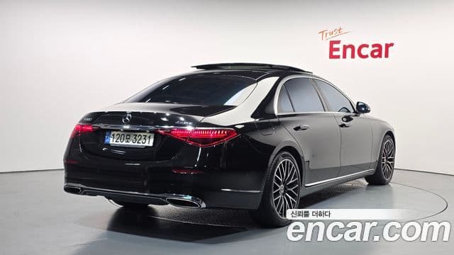 Mercedes-Benz S-Class 2022 — ფოტო 2/20