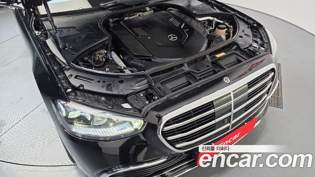 Mercedes-Benz S-Class 2022 — ფოტო 6/20