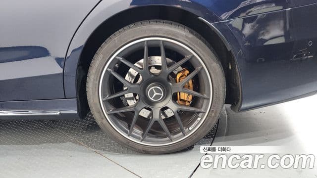 Mercedes-Benz S-Class 2018 — Photo 27/38