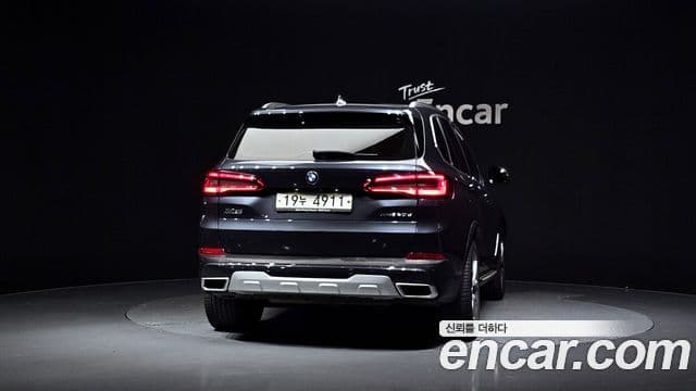 BMW X5 2019 — ფოტო 4/20