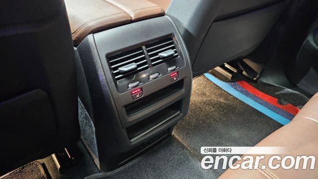 BMW X5 2019 — ფოტო 17/20