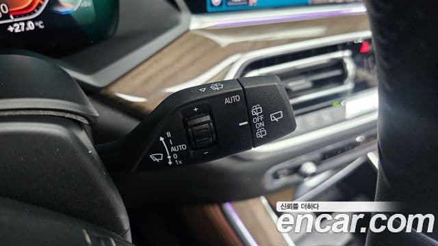 BMW X5 2019 — ფოტო 7/39